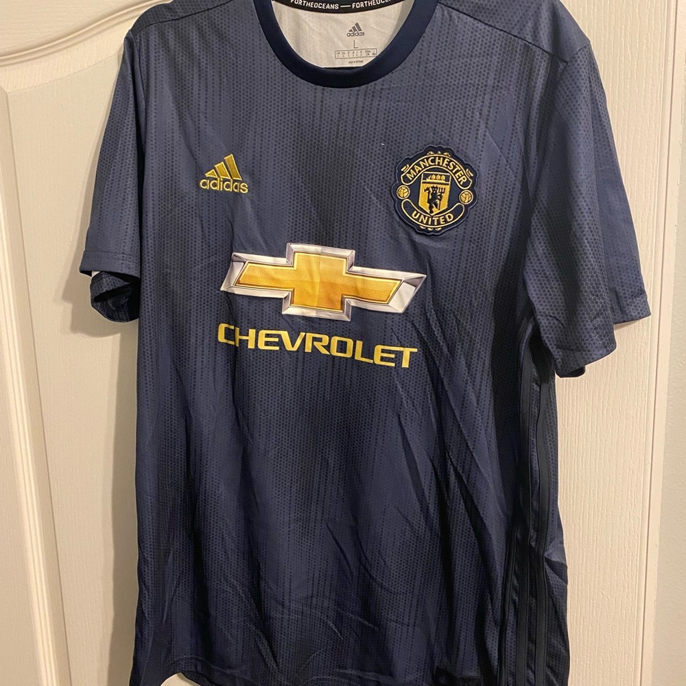 Manchester United Soccer Jersey Size L